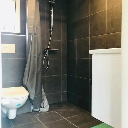Prachtig Gemoderniseerd Chalet * Putten